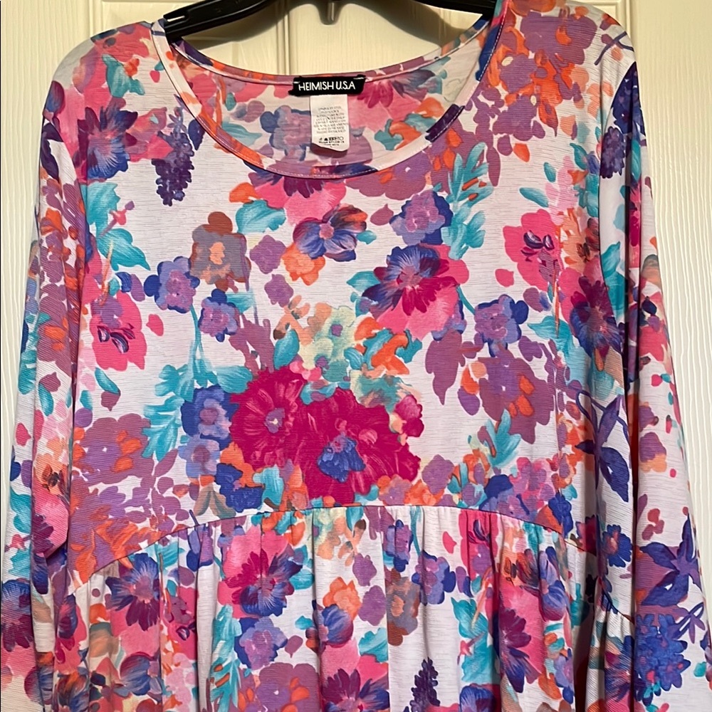 HEIMISH USA Women's Floral Top - Multicolor
